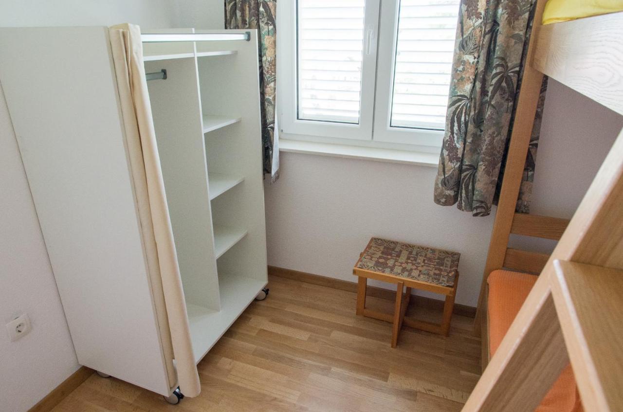 Milica Garden Apartment Prvic Sepurine